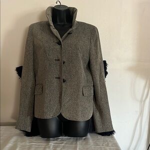 Anne Klein Gray Blazer with Stand-Up Collar and Fitted Silhouette